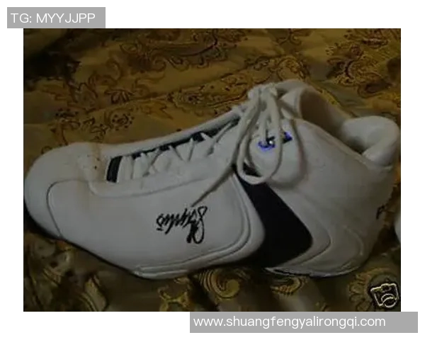 中国足球球星鞋履推荐榜单 哪些鞋款最受球员青睐 中国足球球星鞋履推荐榜单 哪些鞋款最受球员青睐