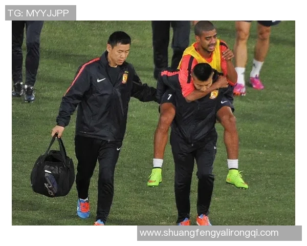 日本足球球星挑战自我突破勇攀巅峰之路全景展现